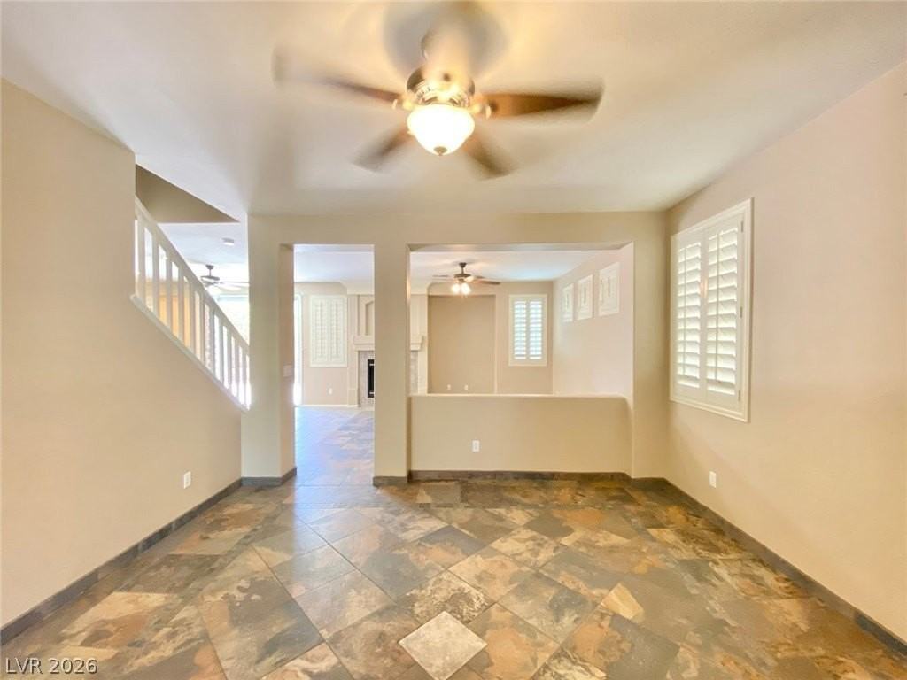 332 Summer Palace Way - Photo 4 of 23