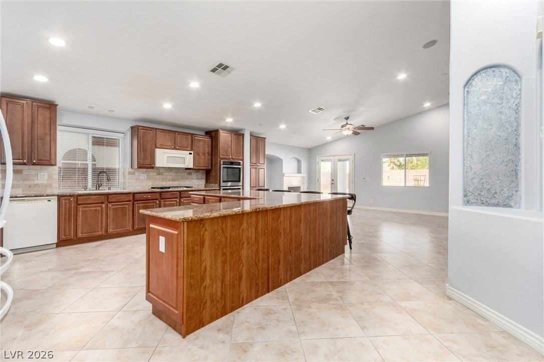 3660 Toscanella Ave - Photo 6 of 45