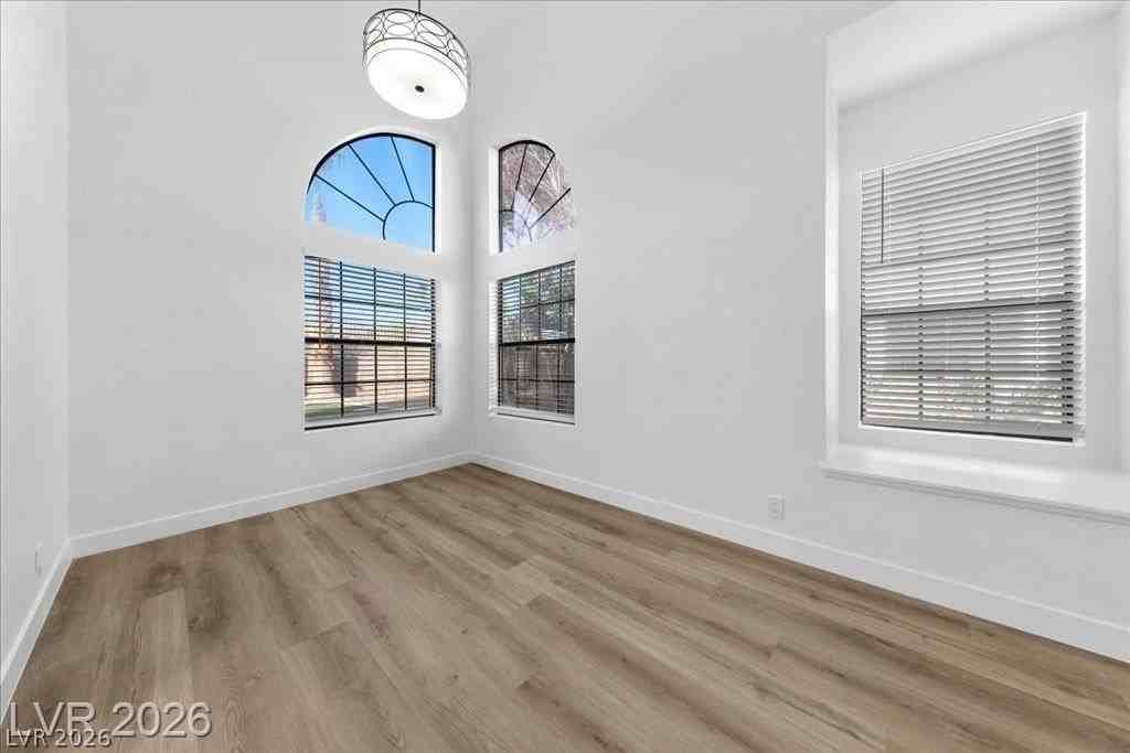 4821 Fiesta Lakes St - Photo 6 of 46