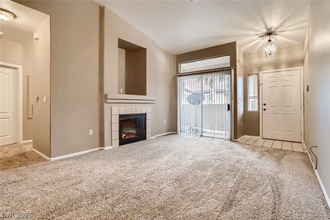 22 Bloomfield Hills Dr - Photo 5 of 41