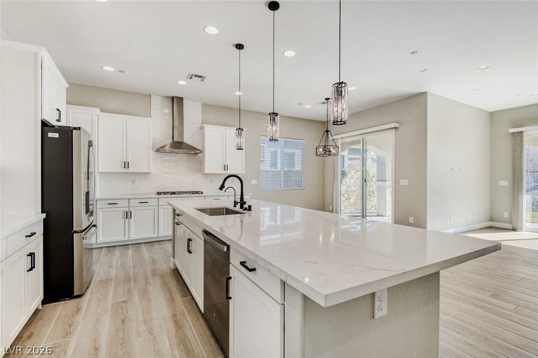 76 Tatahatso Point St - Photo 7 of 38