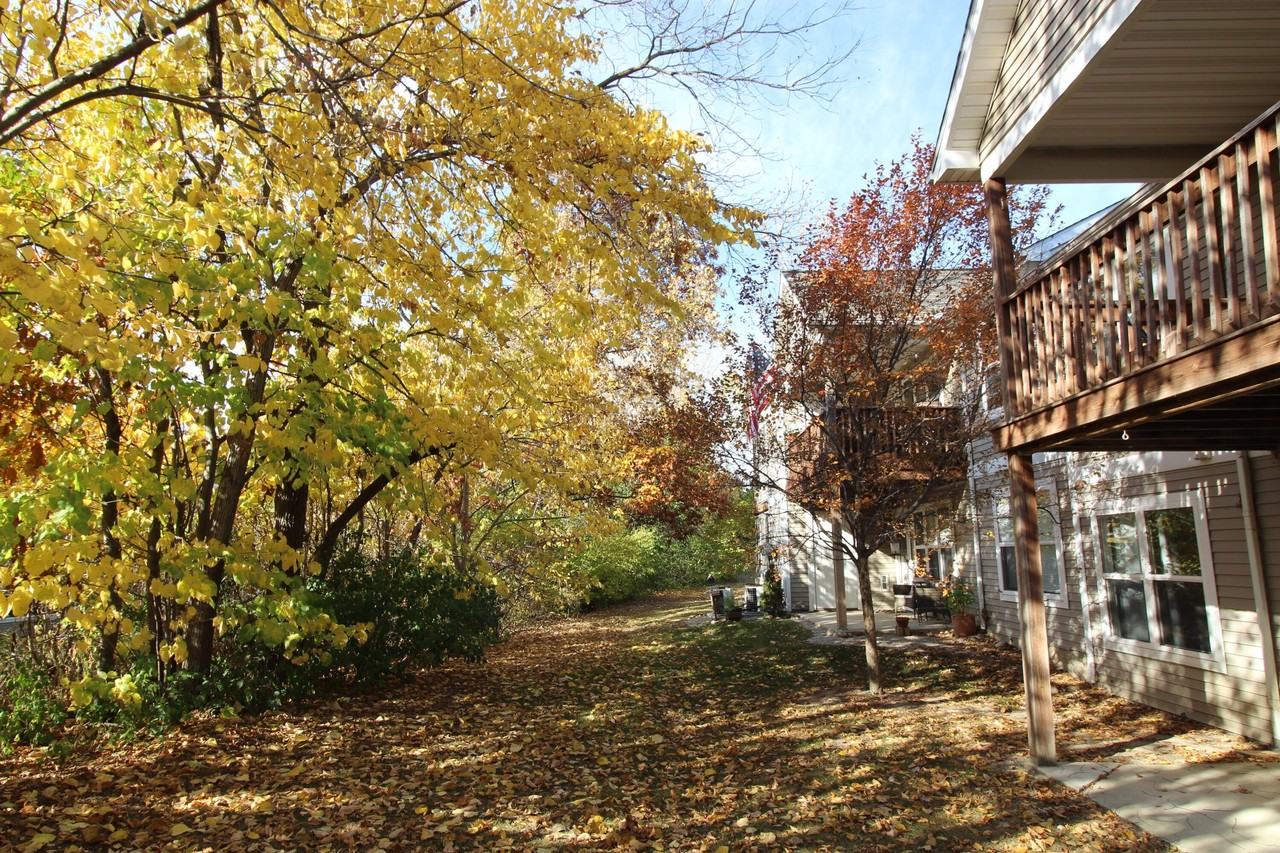 1411 Heatherwood Ln Unit 15 - Photo 2 of 26