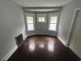 featured image of 186 Union Ave