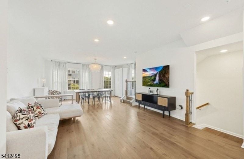 36 Cortland Ct - Photo 6 of 15