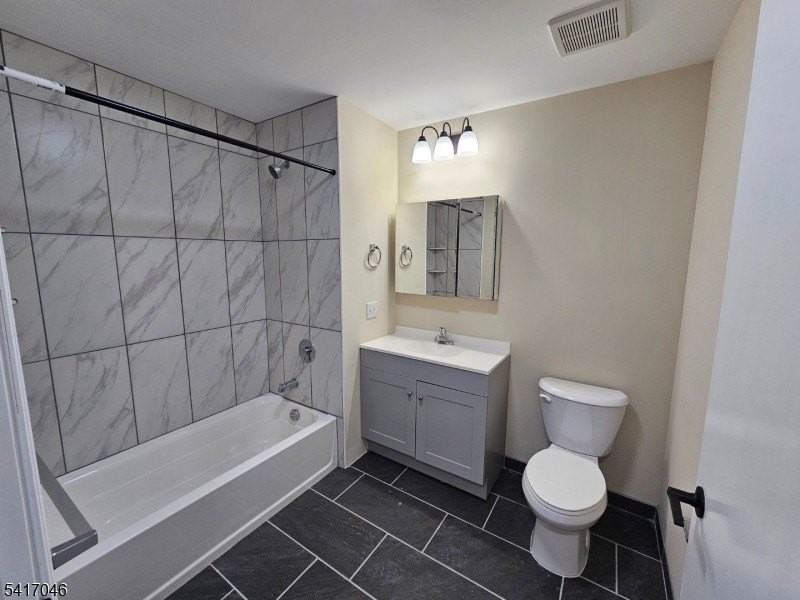 158 6th St #512 - Photo 5 of 9