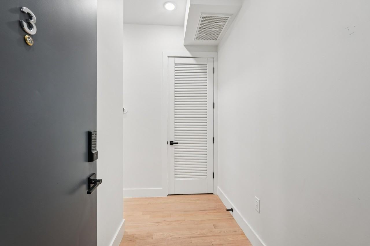 431 Palisade Ave #3 - Photo 4 of 37