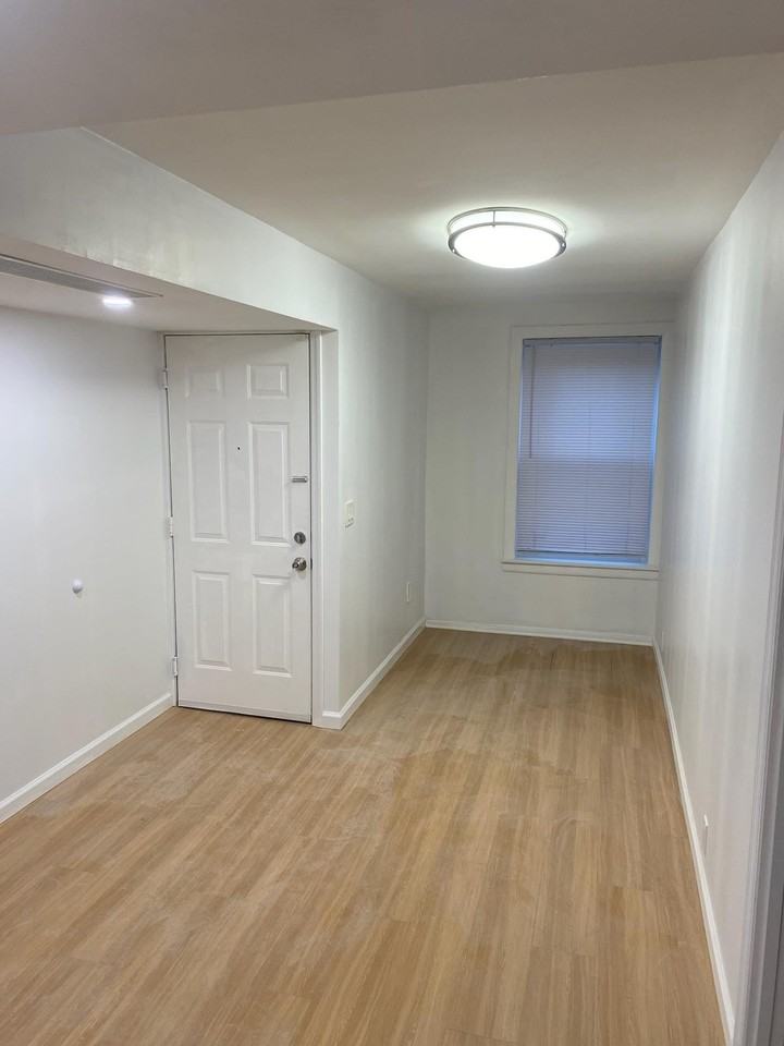 298 Princeton Ave #1 - Photo 6 of 18