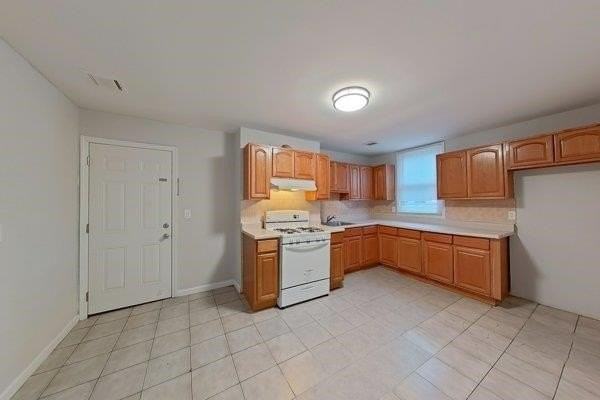 10 Fleming Ave - Photo 2 of 2