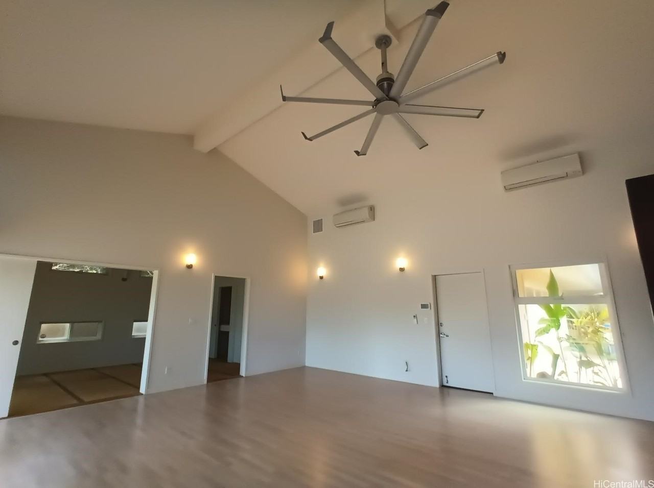 203 Heleuma Pl - Photo 4 of 25