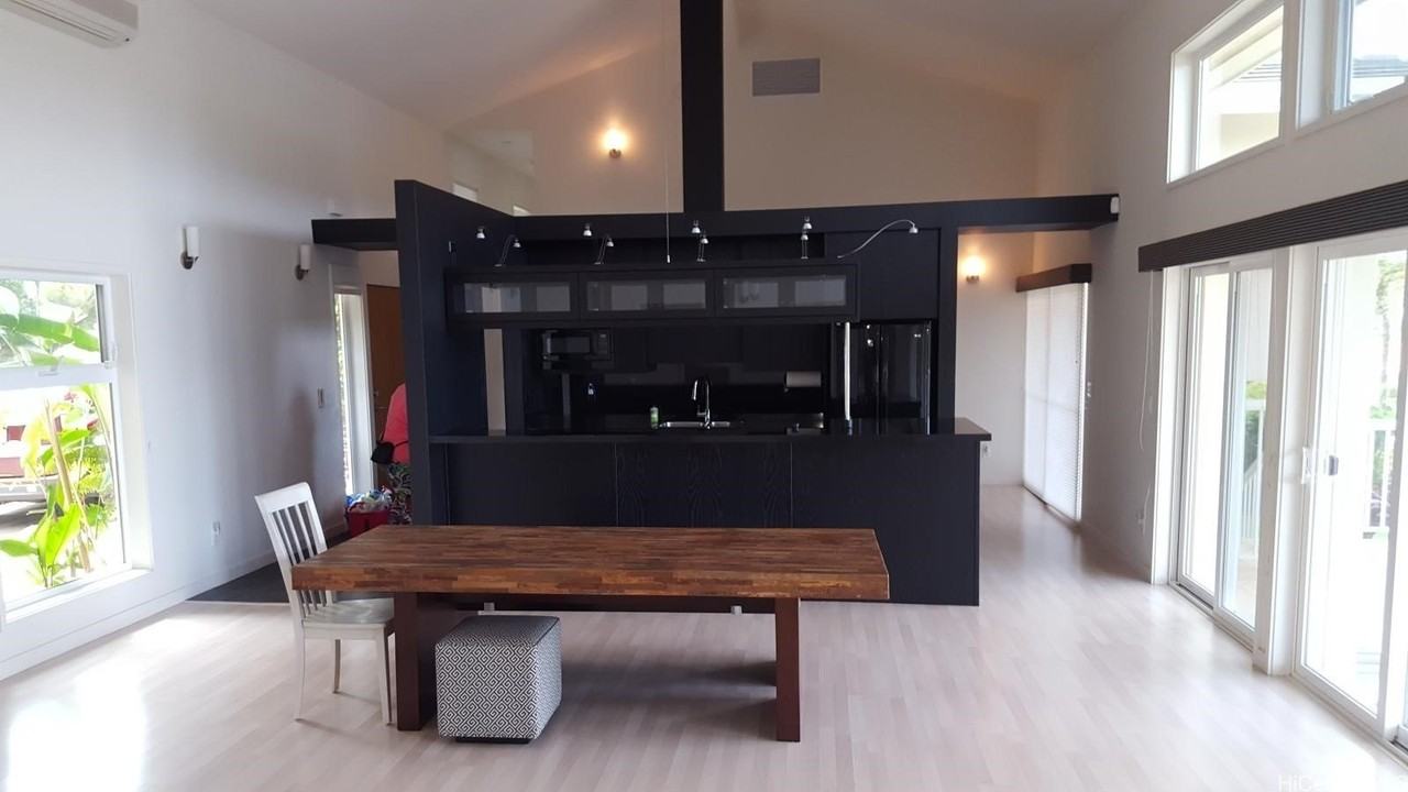 203 Heleuma Pl - Photo 6 of 25