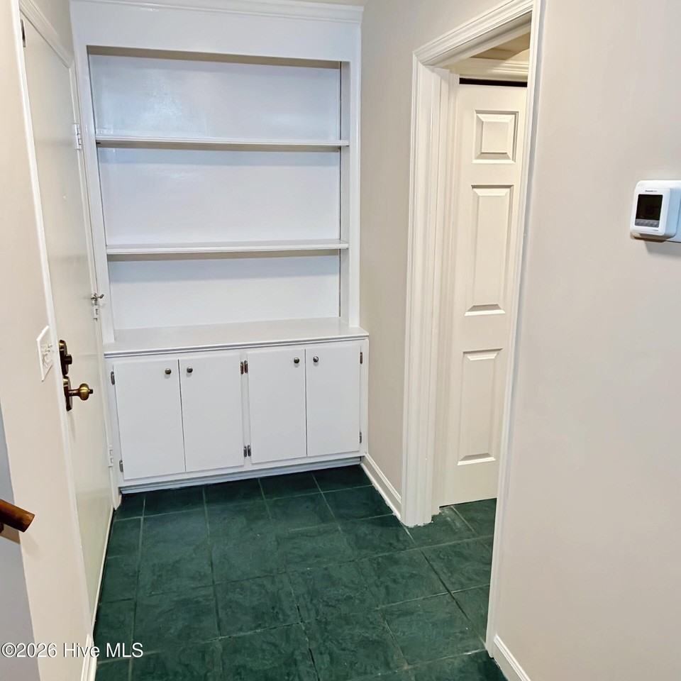 1849 Quail Ridge Rd Apt D - Photo 3 of 22