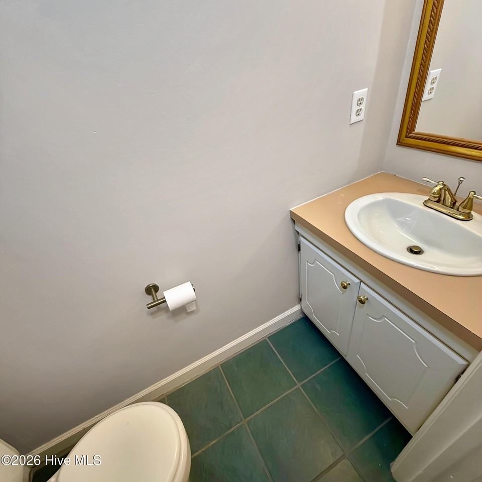 1849 Quail Ridge Rd Apt D - Photo 4 of 22