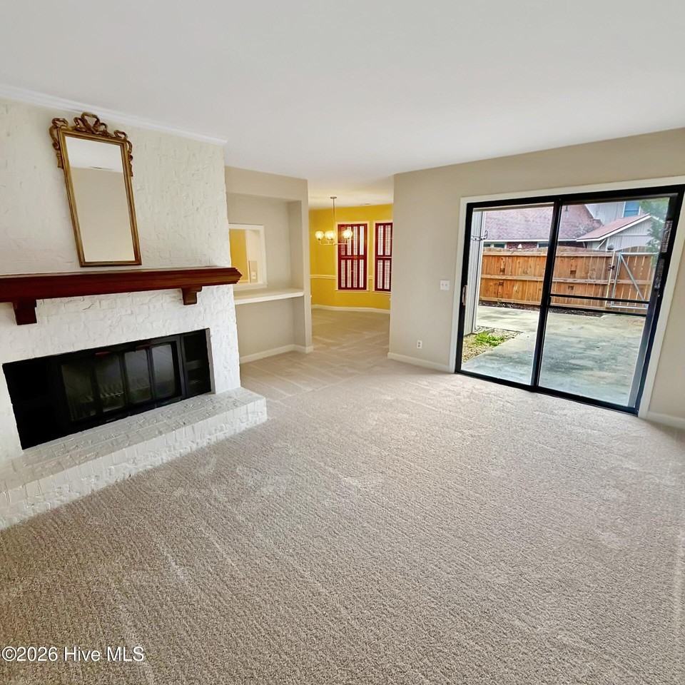 1849 Quail Ridge Rd #D - Photo 4 of 20