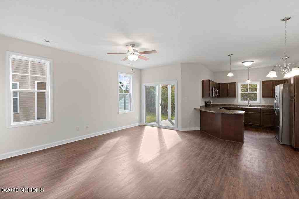 509 Shallotte Ln - Photo 5 of 23