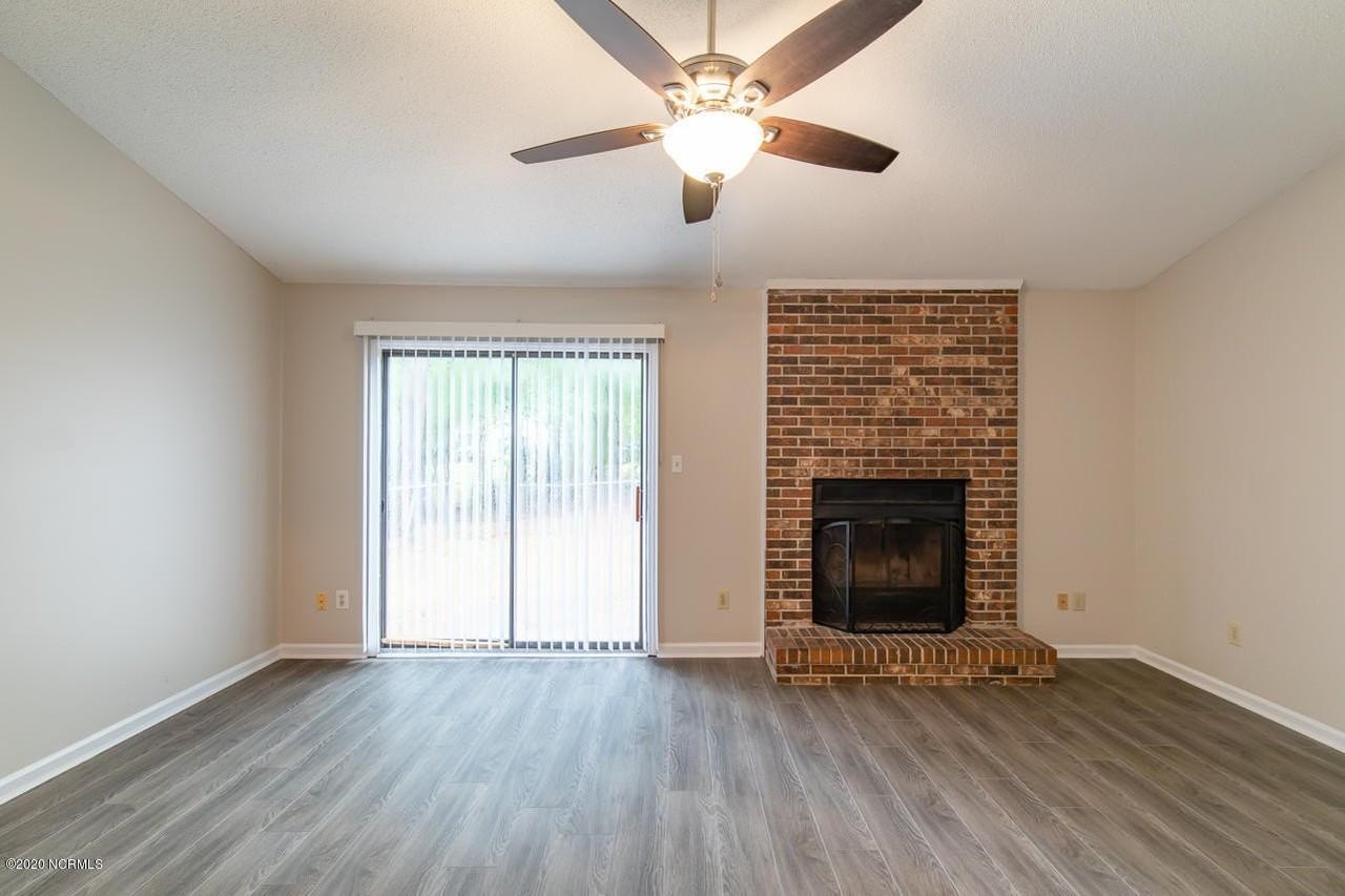 1924 Greenstone Ct - Photo 3 of 19