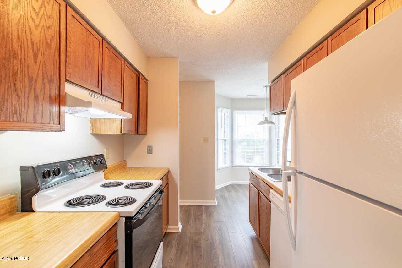 1924 Greenstone Ct - Photo 7 of 19