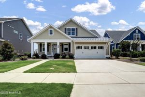 featured image of 730 Edgerton Dr