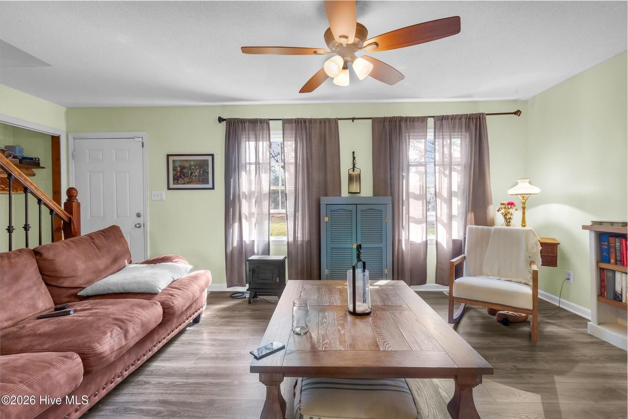 131 Bannermans Mill Rd - Photo 5 of 40