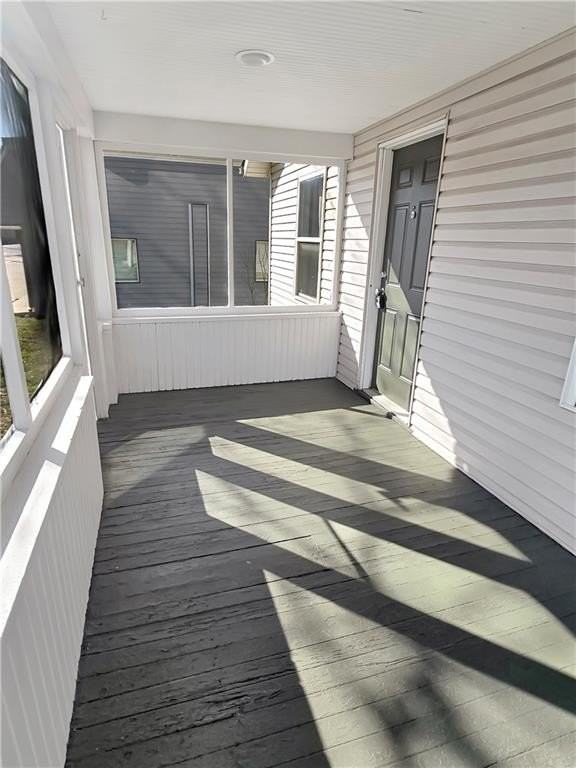 107 E North St - Photo 3 of 30