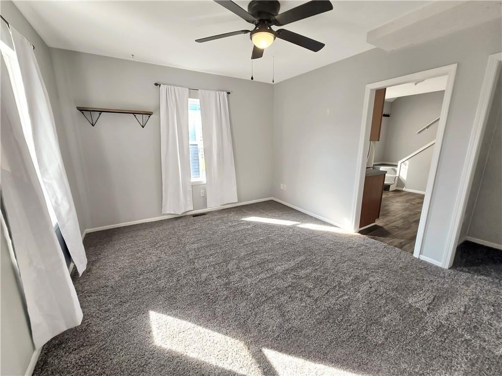 107 E North St - Photo 4 of 30