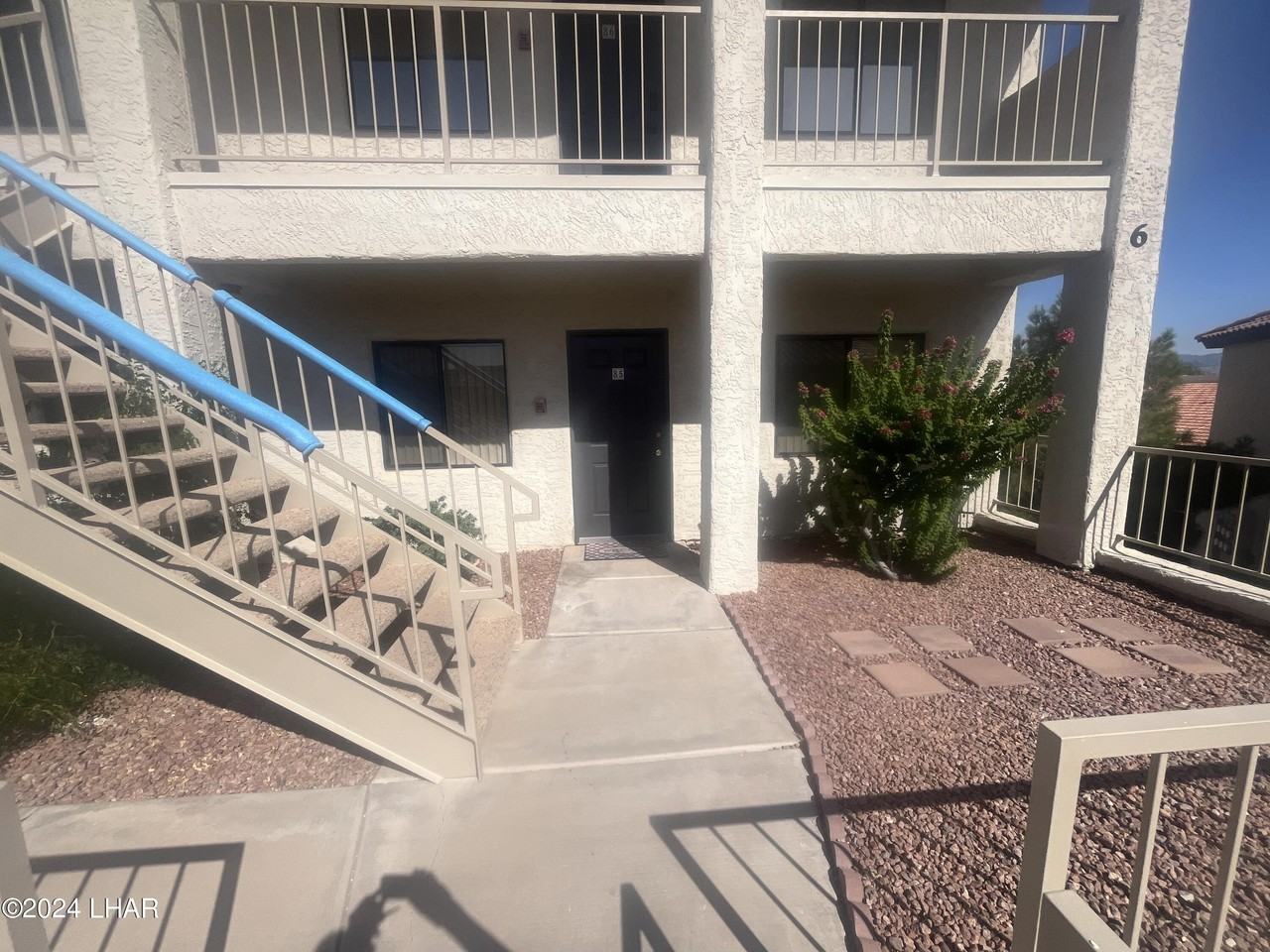 1989 Mesquite Ave Unit 85 - Photo 2 of 24