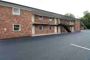 203 S 1st St Apt 201 - Photo 1 of 1