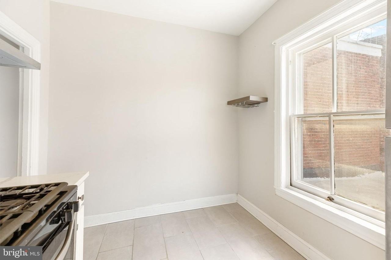 1412 Delaware Ave - Photo 7 of 9