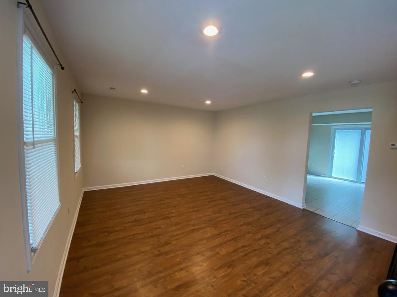 5152 Cottonwood Ct - Photo 3 of 21