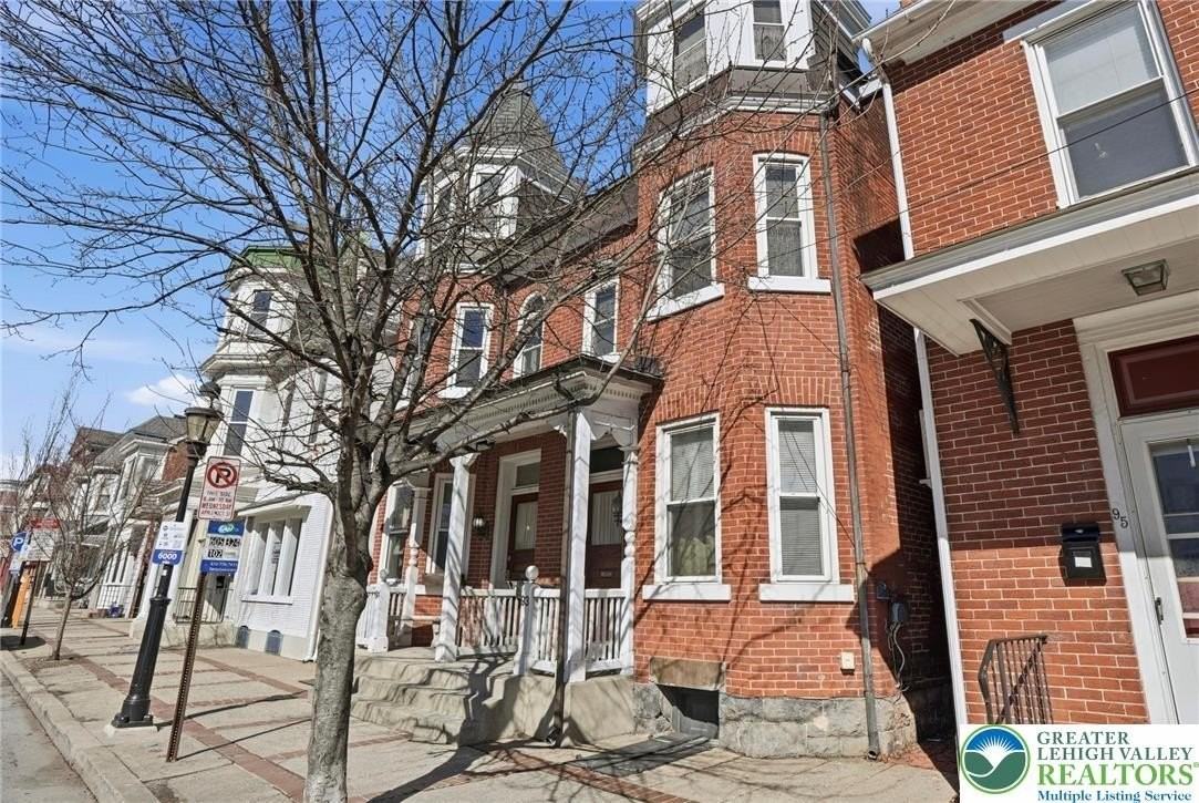 93 E Broad St - Photo 2 of 16