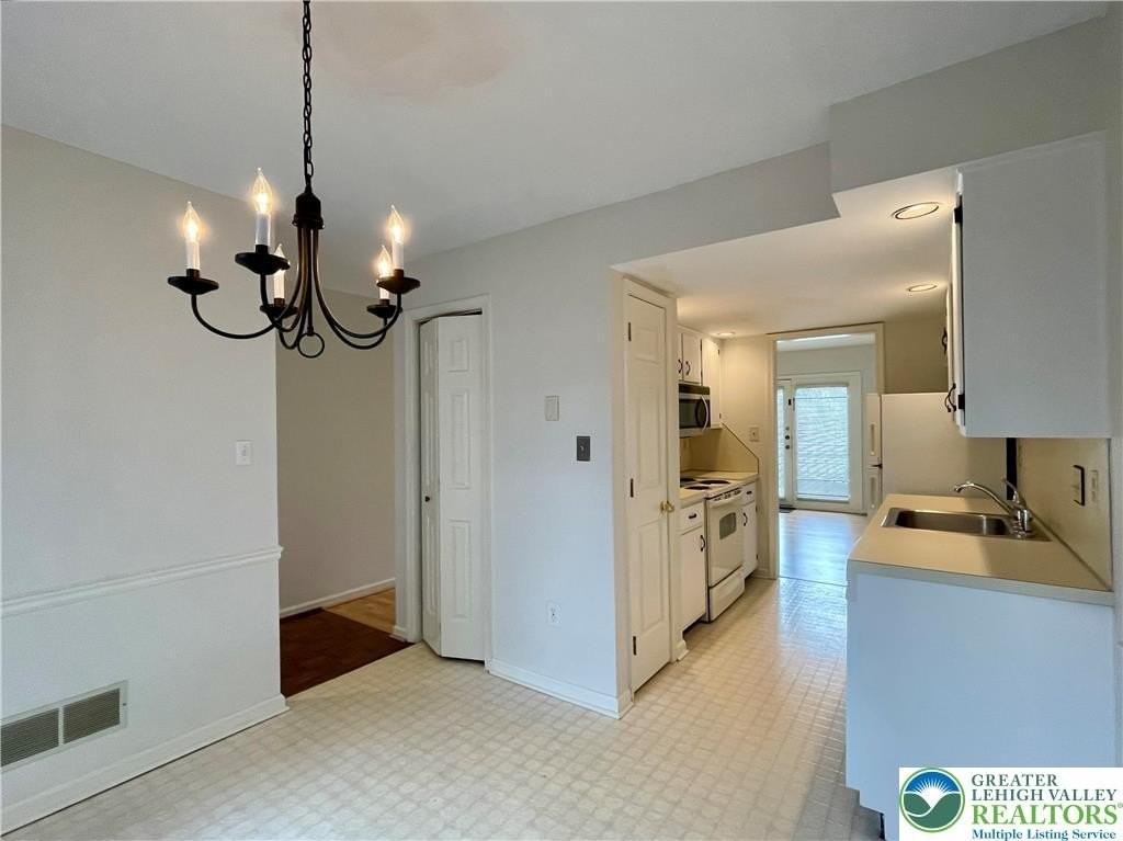 573 Ponds Edge Ln Unit A4 - Photo 7 of 23