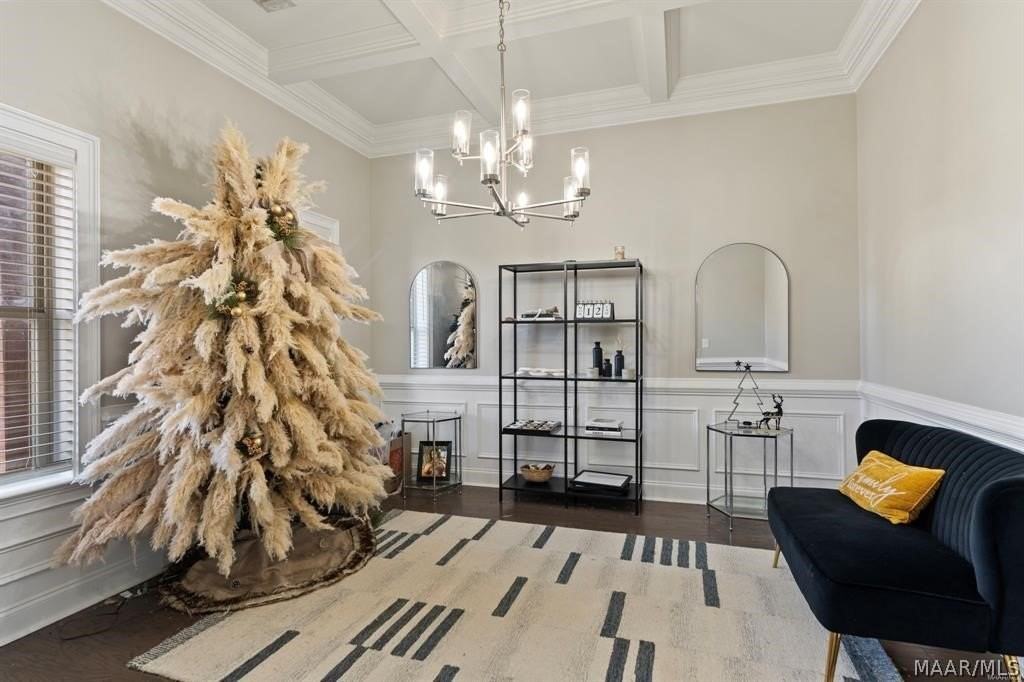 522 Jeffrey Dr - Photo 4 of 50