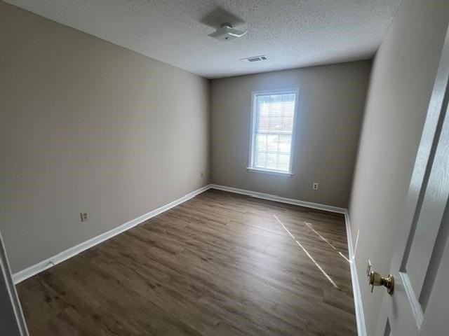 46 Pennsylvania Ave - Photo 4 of 10