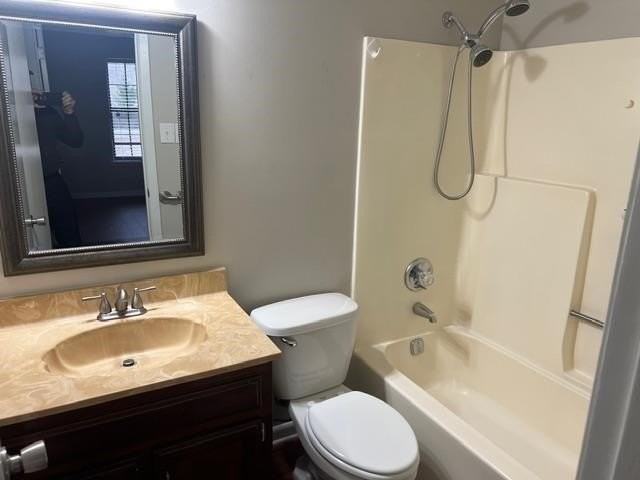 46 Pennsylvania Ave - Photo 5 of 10