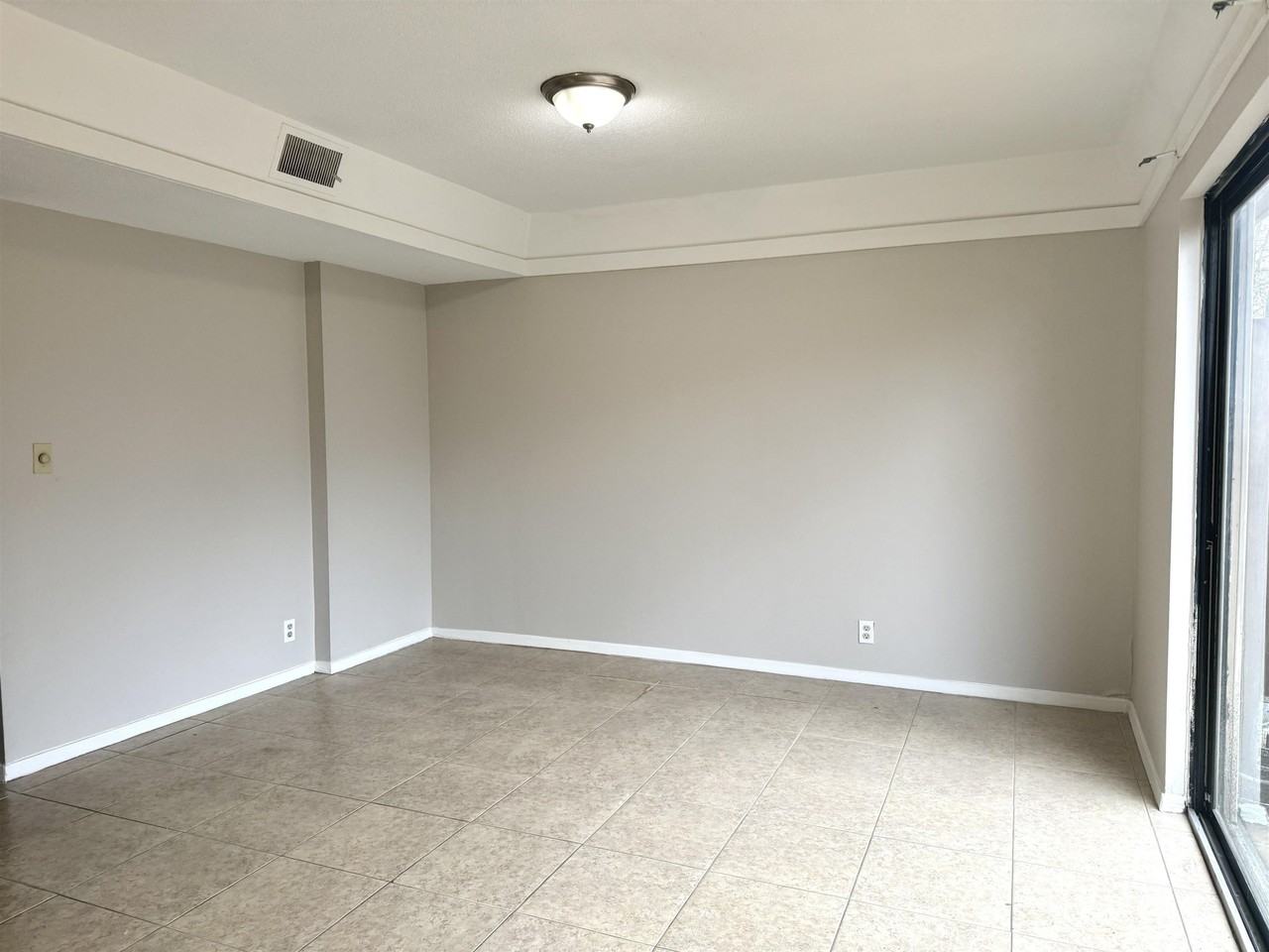 6567 Poplar Woods Cir S #5 - Photo 3 of 14