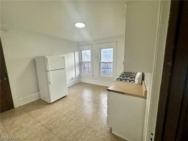 55 South Balch Street, Unit A - Photo 3 of 16