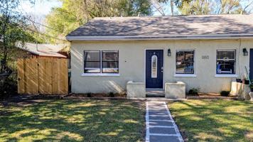 featured image of 208 Spencer Pl