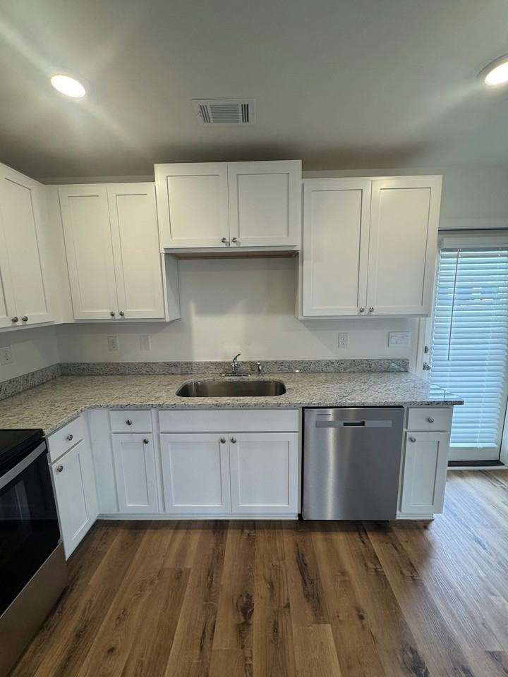 11316 Snapdragon Cove - Photo 5 of 16