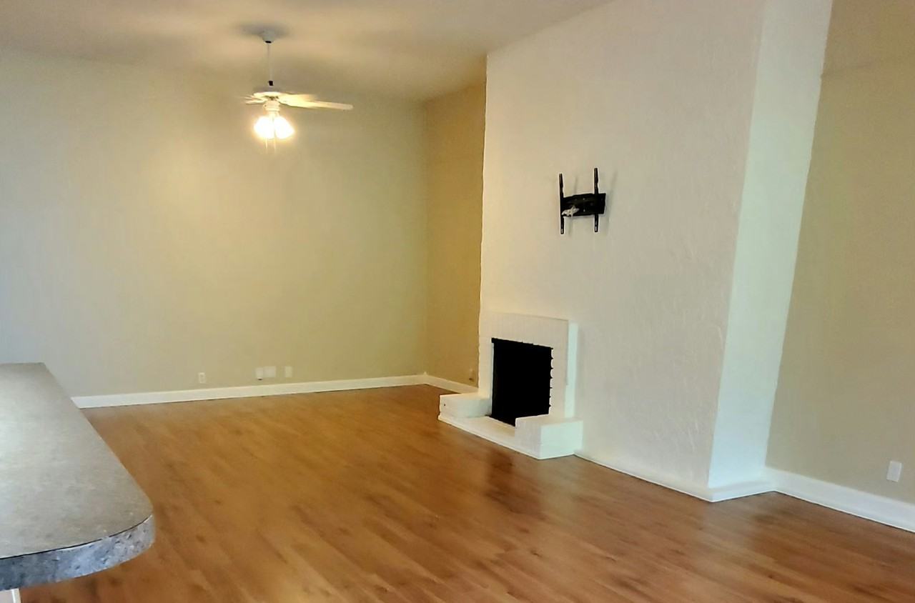 5532 East 61st Place - Photo 3 of 20