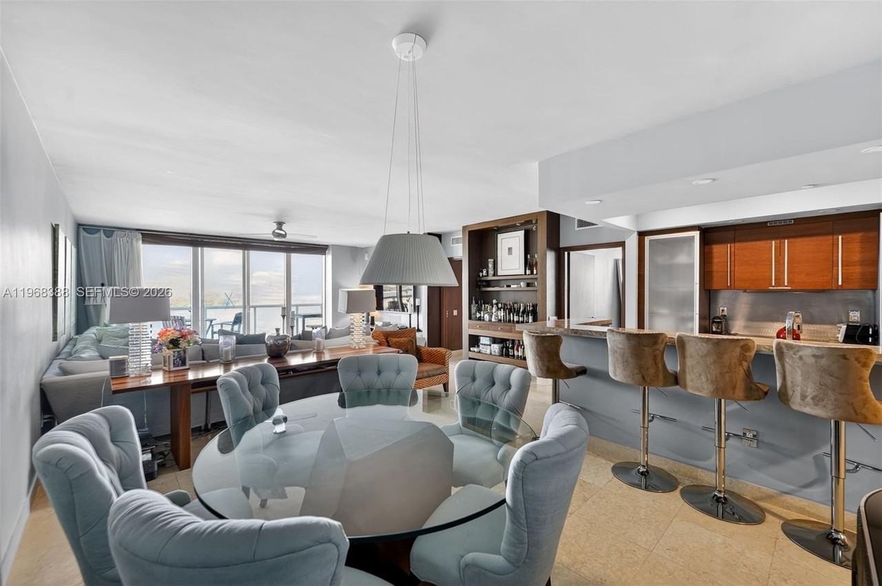 450 Alton Rd #1202 - Photo 3 of 15