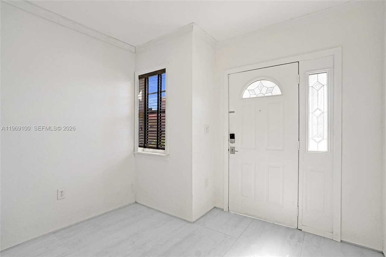 7783 Sw 94th Ln #7783 - Photo 2 of 30