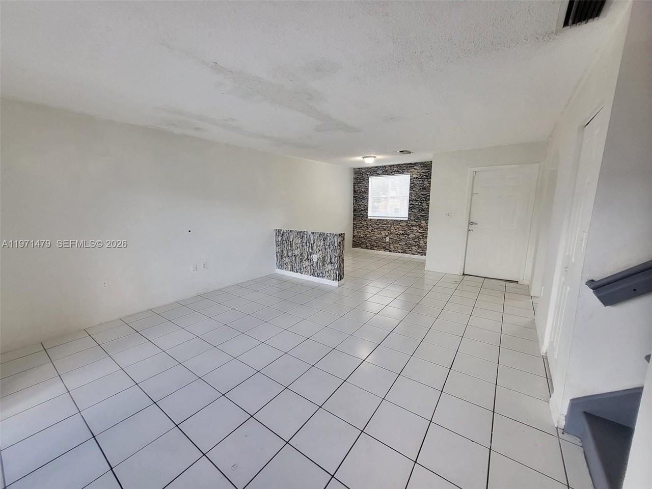 410 Nw 114th Ave #12-107 - Photo 6 of 21