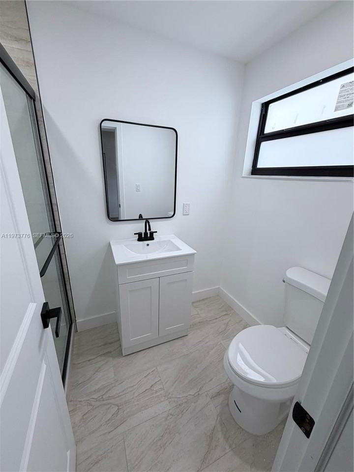 9381 Sw 39th St #9383 - Photo 5 of 10