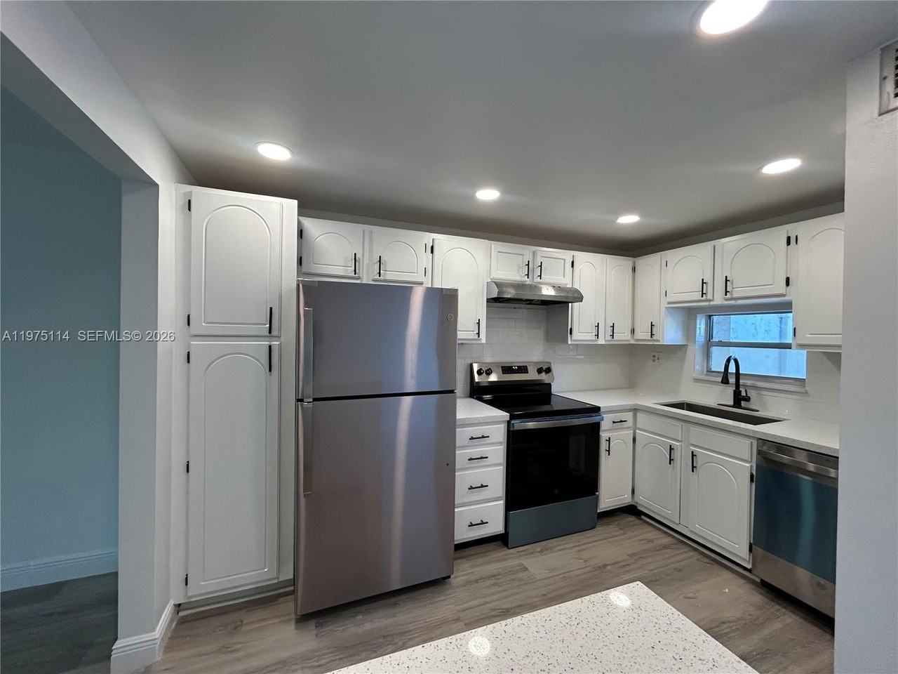 8962 S Hollybrook Blvd #202 - Photo 7 of 25