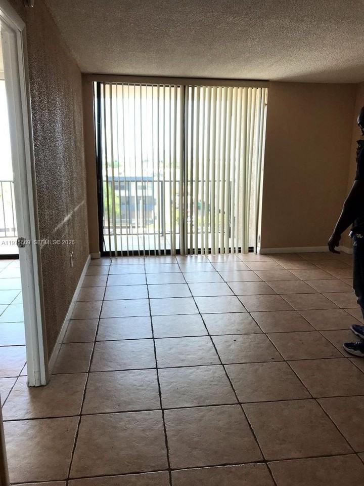 16751 Ne 9th Ave #602