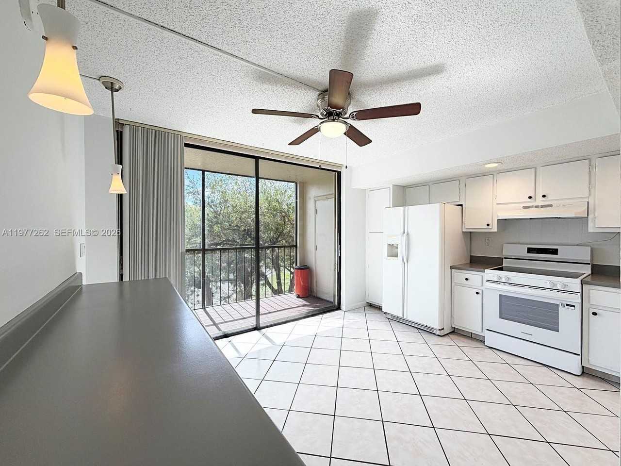 8075 Sw 107th Ave #219 - Photo 2 of 28