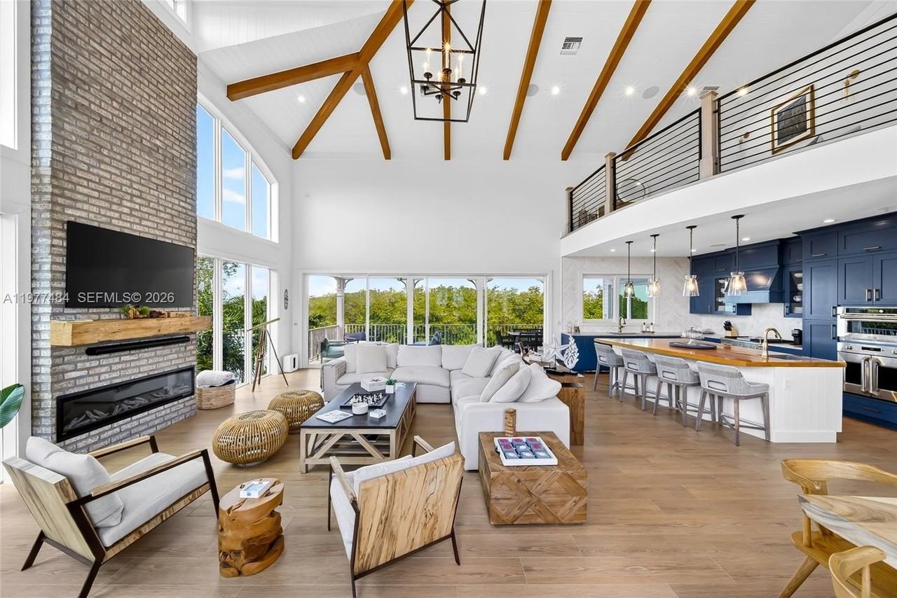 146 Mockingbird Rd - Photo 4 of 50