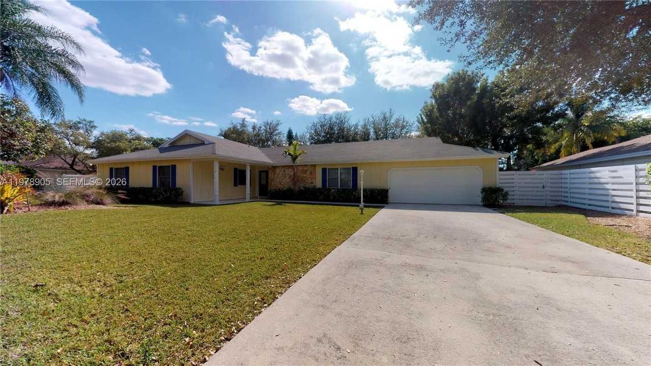 15012 Sw 146th St - Photo 2 of 25