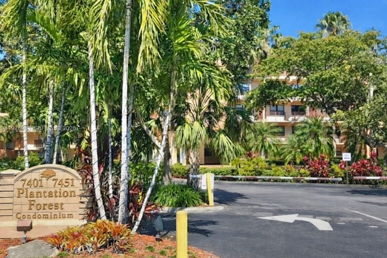 7401 Nw 16th St #407 - Photo 2 of 29