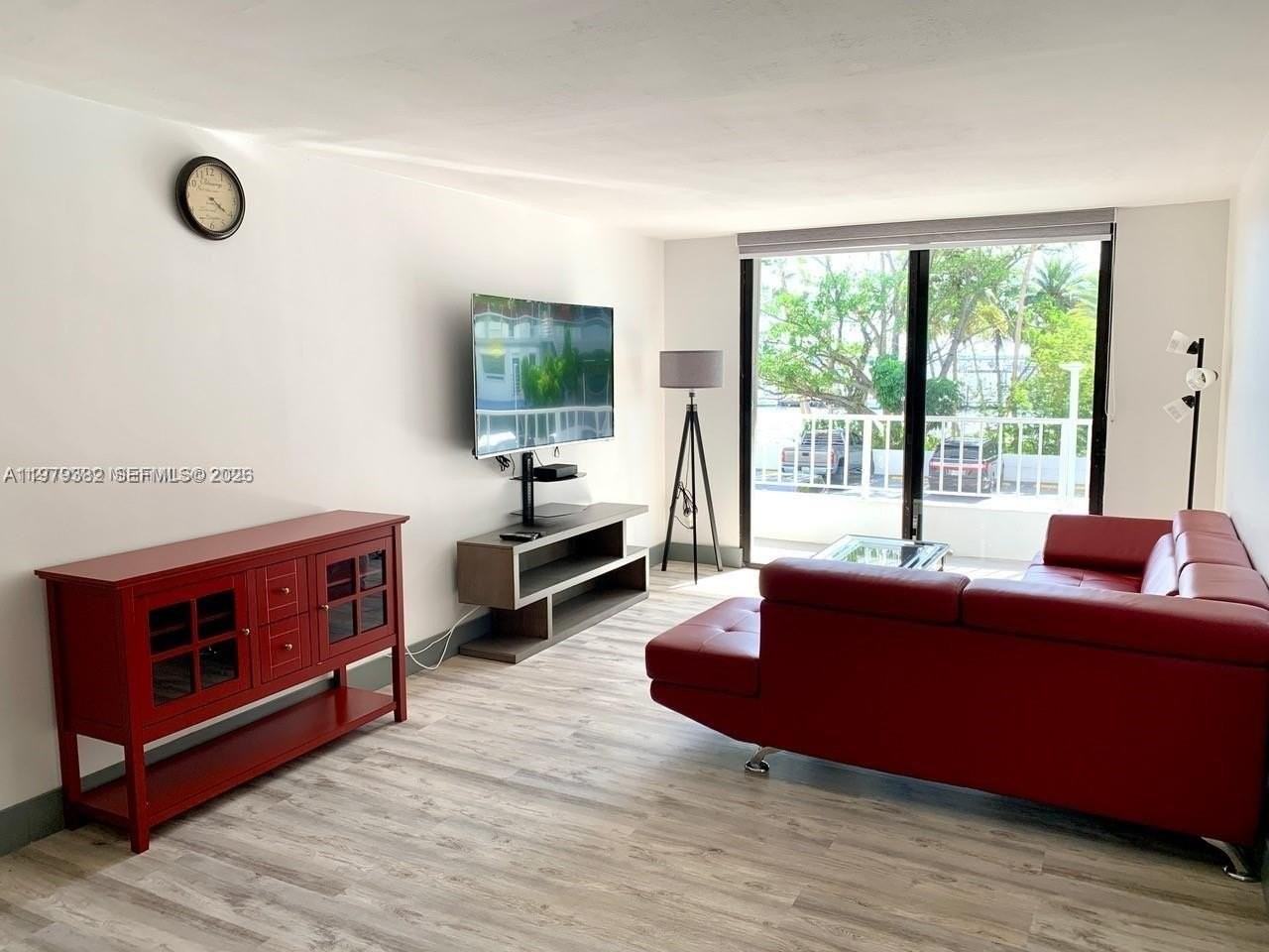 200 Se 15th Rd #3J - Photo 2 of 39