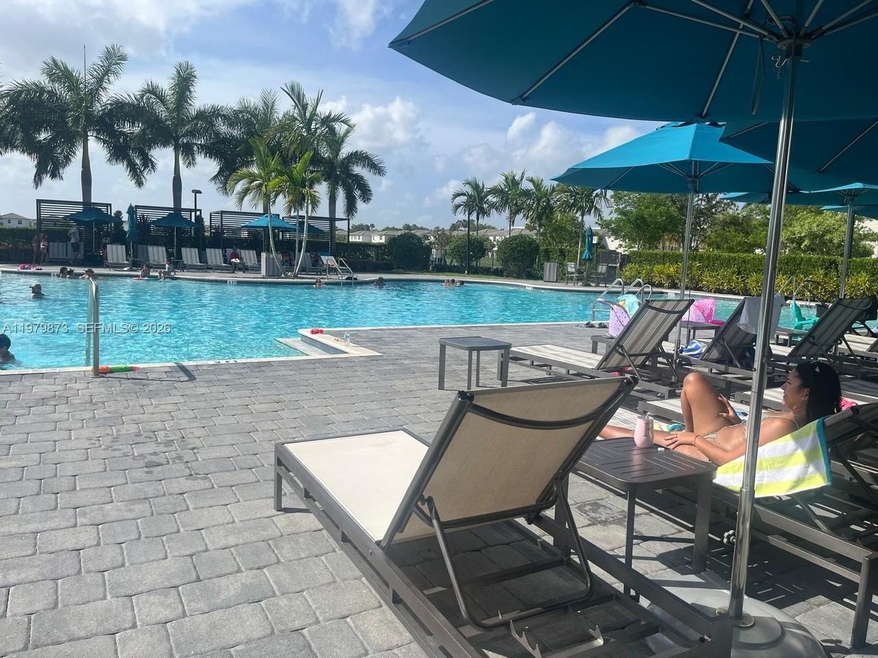 2623 Se 8th Ct #NA - Photo 5 of 20